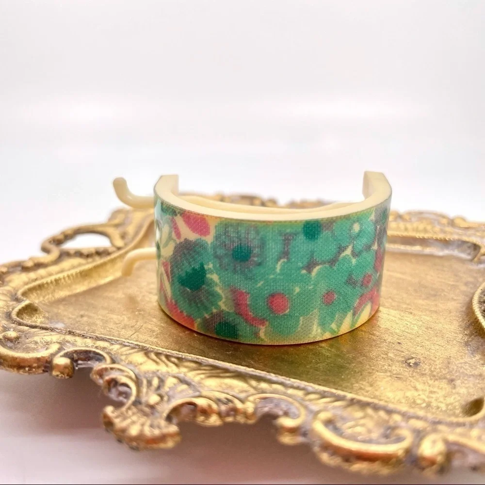 Vintage Floral Hair Clip